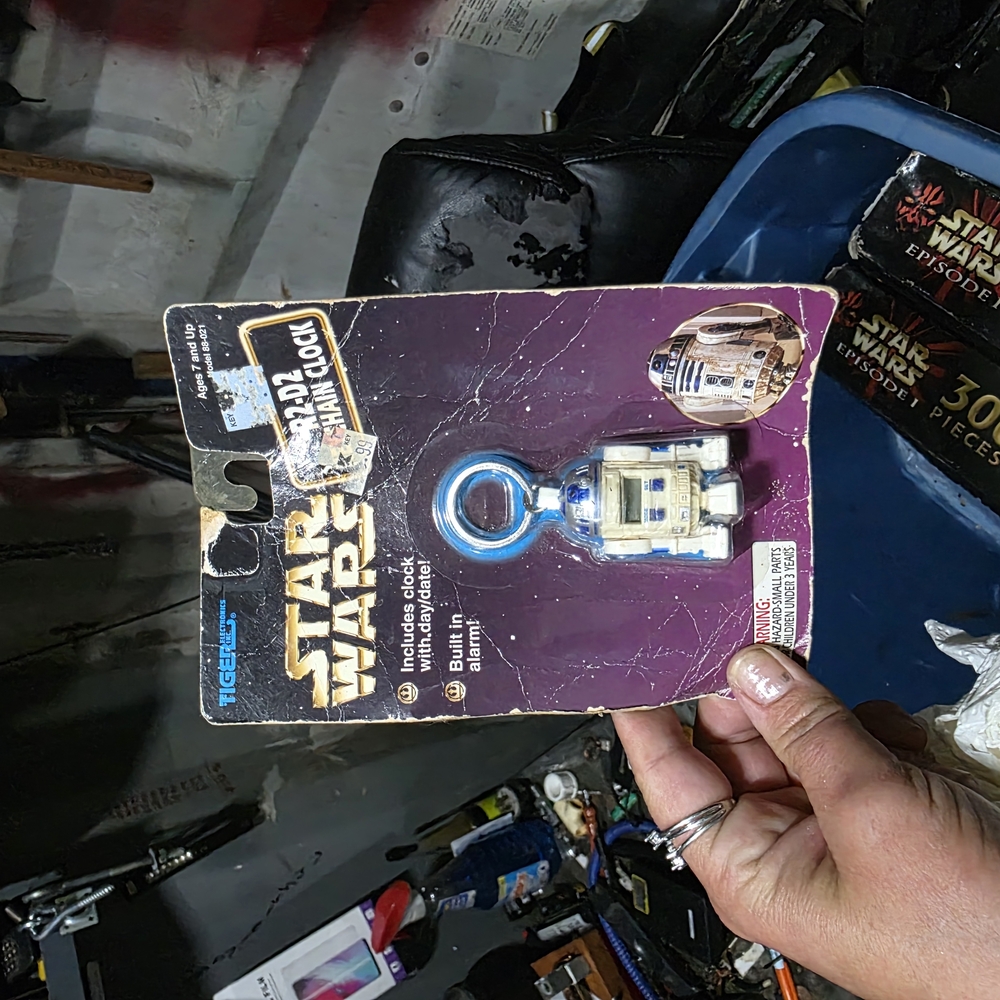 Star Wars R2-D2 Keychain Clock And Much More My Sons Collection He Wants To Sell